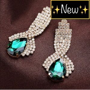 Green gem water drop crystal earrings
